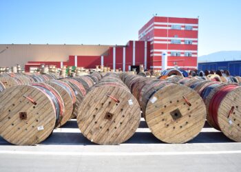 Η Hellenic Cables ανέλαβε να προμηθεύσει καλώδια για την επέκταση του ολλανδικού δικτύου