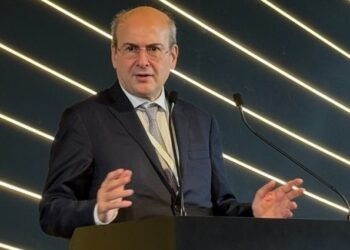 Handelsblatt: Η Ελλάδα μειώνει ταχύτατα το δείκτη χρέους