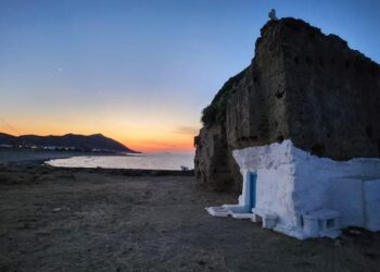 Σκύρος: Μια κούκλα στο κέντρο του Αιγαίου
