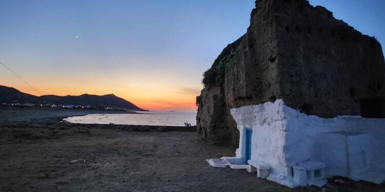 Σκύρος: Μια κούκλα στο κέντρο του Αιγαίου