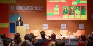 Η Όλγα Κεφαλογιάννη στο συνέδριο GenAI Summit SE Europe στο Ίδρυμα Σταύρος Νιάρχος