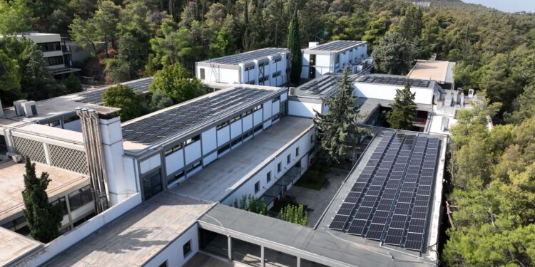 Αμερικανικό Κολλέγιο Ελλάδος: Πρωτοπορεί στη βιωσιμότητα με νέες φωτοβολταϊκές εγκαταστάσεις