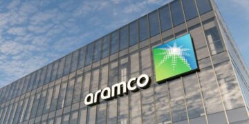 Αramco: 31 δισ. μέρισμα, πάνω από τα κέρδη 27,6 δισ. ευρώ