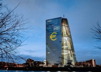 ΕΚΤ: Οι πολιτικές του Τραμπ θα ασκήσουν πιέσεις στον πληθωρισμό