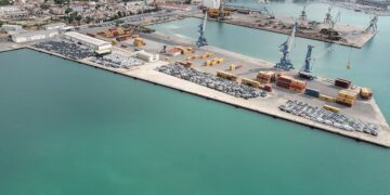 Στον Ιβάν Σαββίδη το λιμάνι του Βόλου