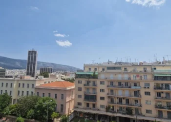 Spitogatos: Τι έψαξαν Έλληνες και ξένοι σε Αττική και Θεσσαλονίκη, για αγορά και ενοικίαση κατοικίας;