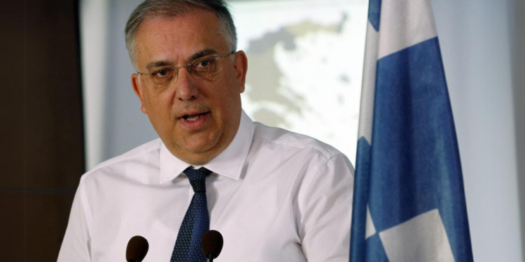 Υπ. Ανάπτυξης: Πρόστιμα σε 4 εταιρείες για παραπλανητικές εκπτώσεις