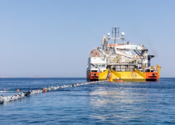 ΑΔΜΗΕ: Στη φάση δεσμευτικών προσφορών ο διαγωνισμός για τα υποβρύχια καλώδια σε Δωδεκάνησα και ΒΑ Αιγαίο