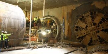ΑΒΑΞ: Έτοιμο το 50% της σήραγγας για τον ένα από τους δύο μετροπόντικες της γραμμής 4 του μετρό