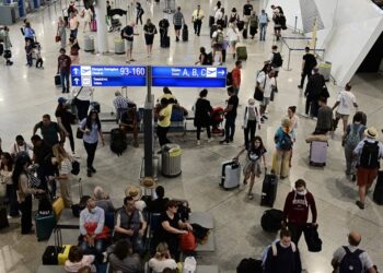 Ελ. Βενιζέλος: Το ρεκόρ επιβατών, η επέκταση και το πλάνο για το 2025