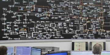 ΑΔΜΗΕ: Drones και θερμικές κάμερες για να αποφευχθούν τα black out στο μέλλον