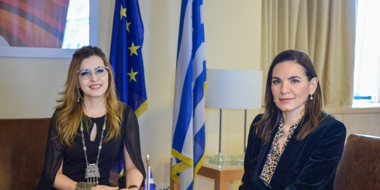 Συναντήσεις Υπουργού Τουρισμού με Πρέσβειρες Αλγερίας – Ρουμανίας