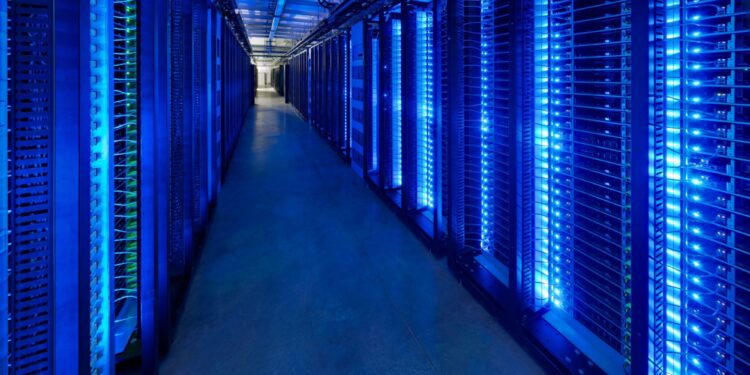 18 data center στην Ελλάδα έως το 2030