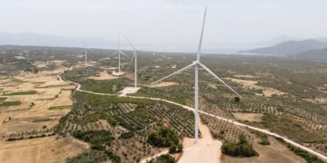 Amazon: Επενδύει σε τρία έργα ανανεώσιμης ενέργειας στην Ελλάδα