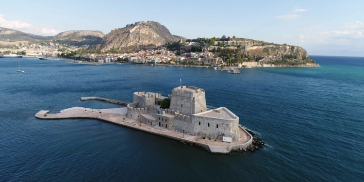 Μυθεύματα τα περί πώλησης των μνημείων πολιτιστικής κληρονομιάς
