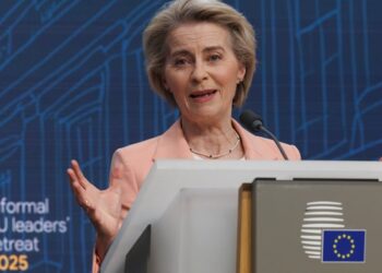 Φον ντερ Λάιεν: Η Ευρώπη σε “εποχή επανεξοπλισμού”
