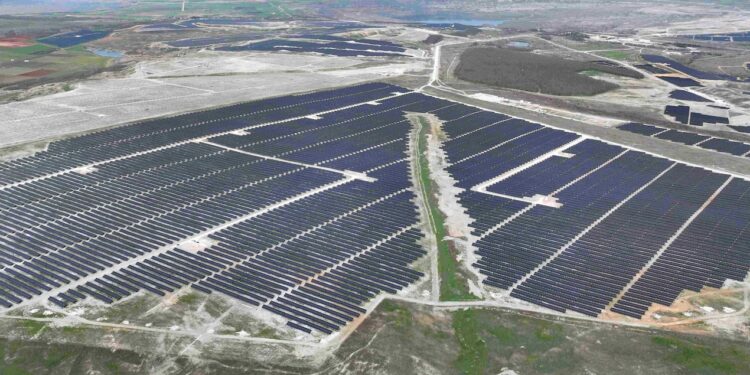 Η RWE και η ΔΕΗ κατασκευάζουν νέο φωτοβολταϊκό έργο ισχύος 567 MWp στην Κεντρική Μακεδονία