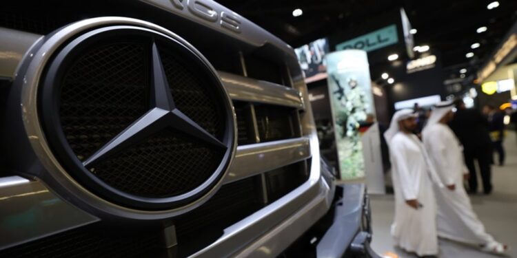 Mercedes: Μειωμένη κερδοφορία στον κλάδο των αυτοκινήτων λόγω των δασμών των ΗΠΑ