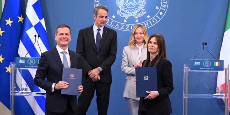 ΑΔΜΗΕ και ΤΕΡΝΑ υπέργαψαν MoU για την νέα διασύνδεση Ελλάδας – Ιταλίας GRITA 2