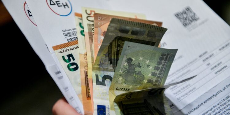 Τιμολόγια ρεύματος: Αύξηση στα πράσινα οικιακά