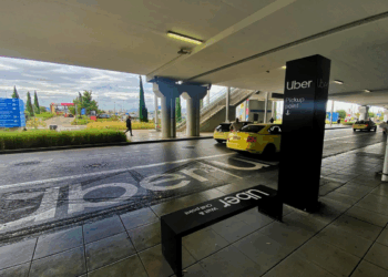 Η Uber και ο Διεθνής Αερολιμένας Αθηνών εγκαινιάζουν νέο σημείο παραλαβής Uber