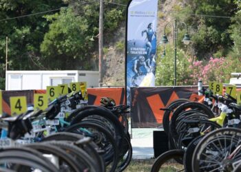 Με μεγάλη επιτυχία ολοκληρώθηκε το πρώτο Stratoni Triathlon 2025, με την υποστήριξη της Ελληνικός Χρυσός