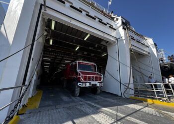 H SEAJETS διέθεσε δύο επιπλέον πλοία της για να μεταφέρουν πυροσβεστικές δυνάμεις στη Χίο