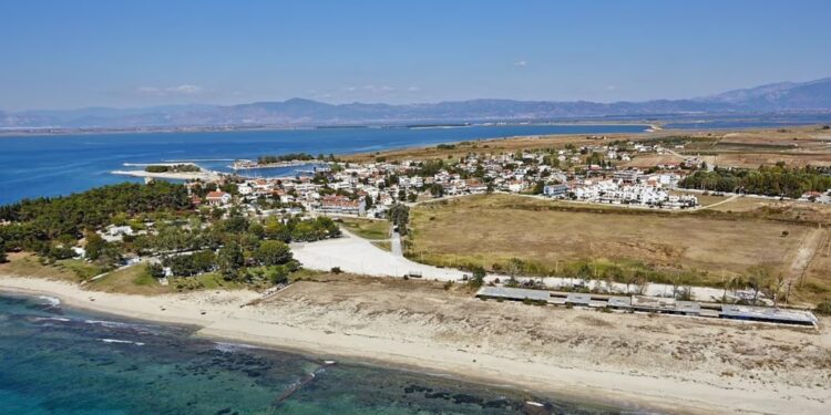 ΕΤΑΔ: Παραδόθηκε το Κάμπινγκ Φαναρίου Κομοτηνής στον νέο μισθωτή
