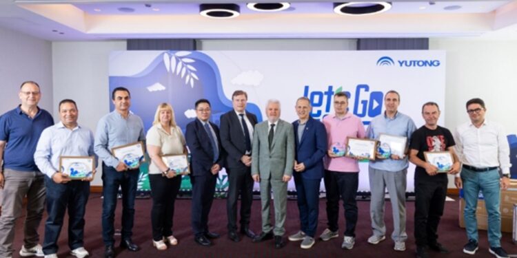 Η Θεσσαλονίκη υποδέχθηκε το “Let’s Go Green”
