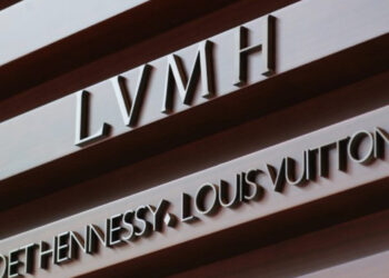 BAIN: Ο Κλάδος Πολυτελών Ειδών Αντιμέτωπος με Επιβράδυνση, με τις Προοπτικές να Παραμένουν Θετικές
