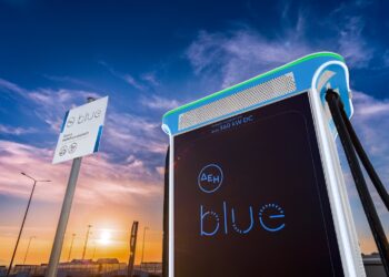 Τέσσερα χρόνια ΔΕΗ blue: “Οδηγεί” το μέλλον της ηλεκτροκίνησης