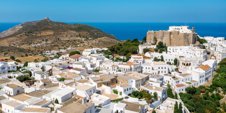 Τα 19 νησιά που μειώνεται κατά 30% ο ΦΠΑ