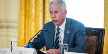 Ο Υπουργός Ενέργειας των ΗΠΑ Chris Wright τον Νοέμβριο στην Αθήνα
