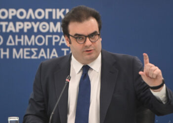 ΥΠΕΘΟ: Όλα τα μέτρα για μισθωτούς, οικογένειες, συνταξιούχους, ένστολους