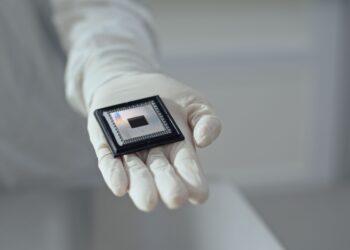 Ο αλγόριθμος της Google, Quantum Echoes, αποτελεί ένα σημαντικό βήμα προς τις εφαρμογές κβαντικής υπολογιστικής στον πραγματικό κόσμο
