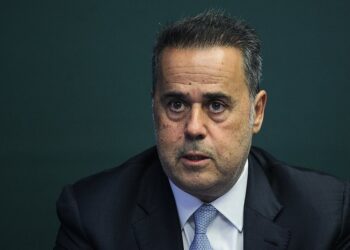 Προτιμητέοι επενδυτές Chevron – Helleniq Energy για τα οικόπεδα σε Κρήτη και Πελοπόννησο