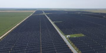 Όμιλος ΔΕΗ: 130 MW φωτοβολταϊκών προστίθενται στο εν λειτουργία χαρτοφυλάκιο ΑΠΕ στη Ρουμανία