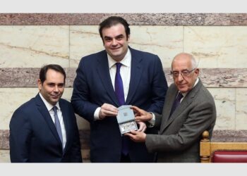 Στη Βουλή ο προϋπολογισμός του 2026