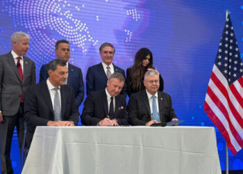 Σύνοδος Ενέργειας: Exxon Mobil, Energean και Helleniq Energy ανακοίνωσαν την έναρξη γεωτρήσεων