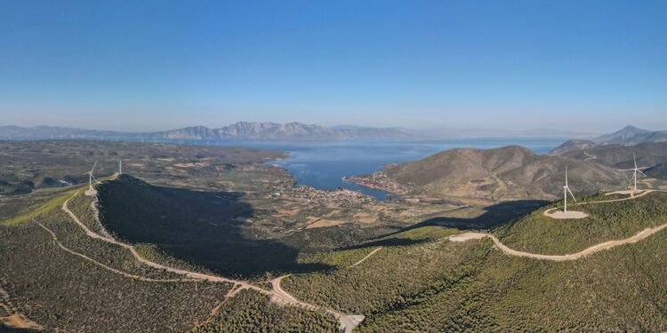 Η FARIA Renewables ενισχύει το χαρτοφυλάκιό της με δύο νέα αιολικά έργα συνολικής ισχύος 30,8 MW