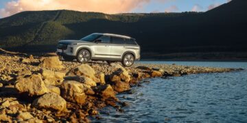 Η OMODA & JAECOO φέρνει το μοντέρνο design στη φωτογράφιση του GNTM