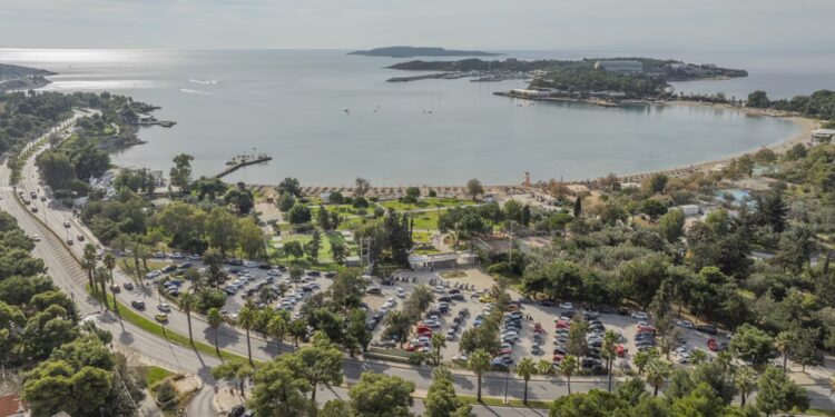 ΕΤΑΔ: Τέσσερις δεσμευτικές προσφορές για τη μίσθωση της Ακτής Βουλιαγμένης