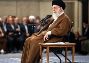 Times του Λονδίνου: Ο Χαμενεΐ σχεδιάζει διαφυγή στη Ρωσία εάν δεν κατασταλούν οι διαδηλώσεις στο Ιράν
