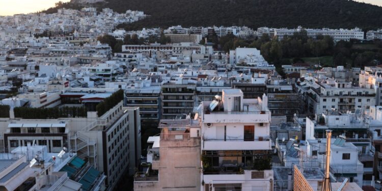 Spitogatos: Ανοδικά οι τιμές κατοικιών το 4ο τρίμηνο του 2025