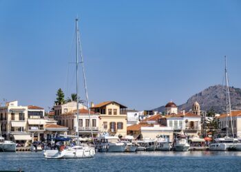 Ferryscanner: Πού ταξίδεψαν οι Έλληνες το τριήμερο της Καθαράς Δευτέρας