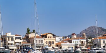 Ferryscanner: Πού ταξίδεψαν οι Έλληνες το τριήμερο της Καθαράς Δευτέρας