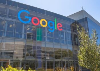 Google: Σε διαπραγματεύσεις για επένδυση 100 εκατ. δολαρίων στη start up Fluidstack