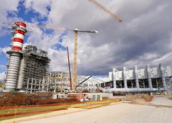 Επίσκεψη του Πρωθυπουργού στη Μονάδα Ηλεκτροπαραγωγής Αλεξανδρούπολης