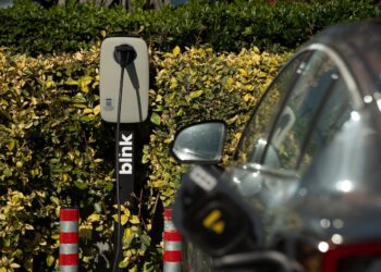 Blink Charging Hellas: 90 νέους φορτιστές μέσα στο 2025