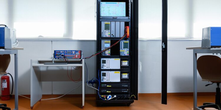 Η Siemens ενισχύει το Εργαστήριο Συστημάτων Ηλεκτρικής Ενέργειας του ΕΜΠ